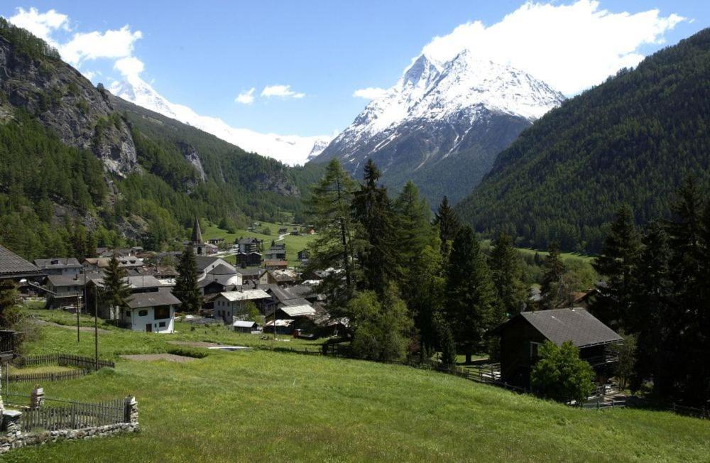 Pension D'Evolene Exterior photo