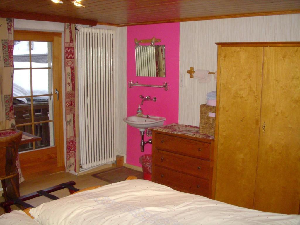 Pension D'Evolene Room photo